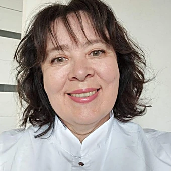 Ульянова Лариса Ивановна