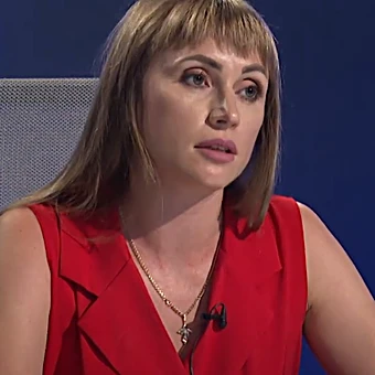Крапивкина (Борисенко) Елена Павловна