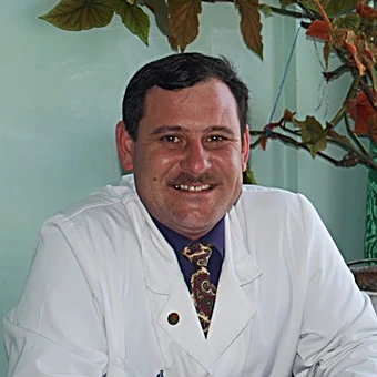 Умеров Руслан Серверович