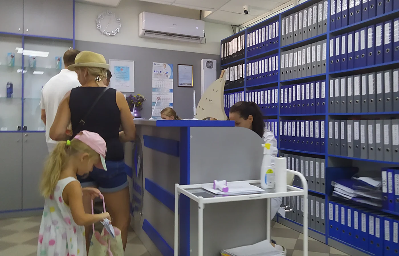 Регистратура клиники АВАНТА