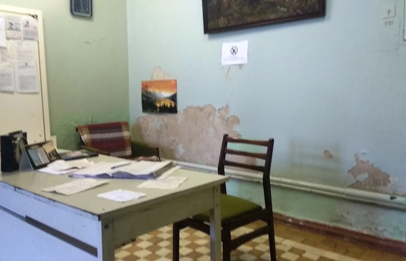 "Это дно!": опубликованы шокирующие фото севастопольской больницы