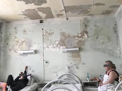 Красноярцы оказались шокированы состоянием палат в городской больнице