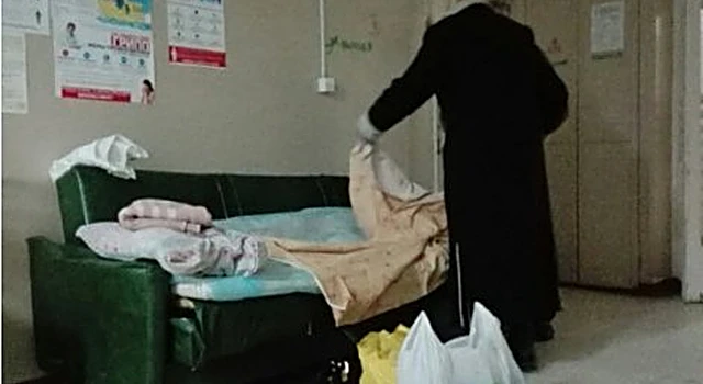 "Прорыв" на операцию, кошки в хирургии и ночлежка для бомжей - пациент о главной больнице Севастополя