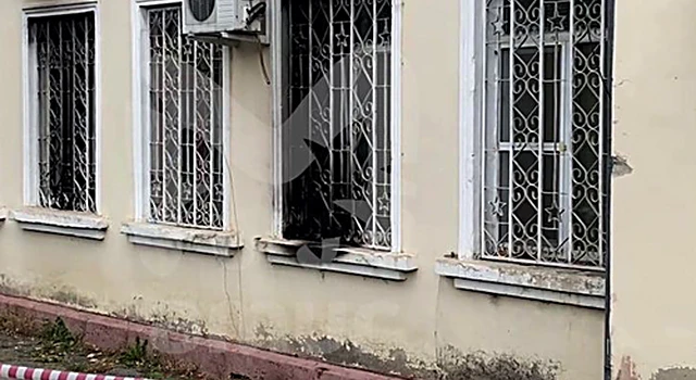 В Хабаровске неизвестные бросили «коктейль Молотова» в здание военкомата