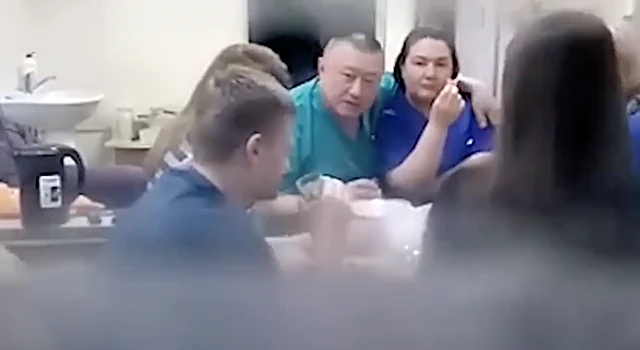 Новогодний корпоратив в больнице, где умер пациент, обернулся выговором