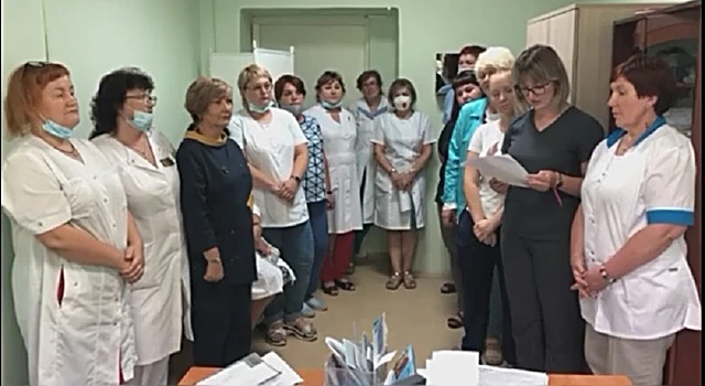 Скандал в Шелеховской ЦРБ: врачи требуют уволить главного врача