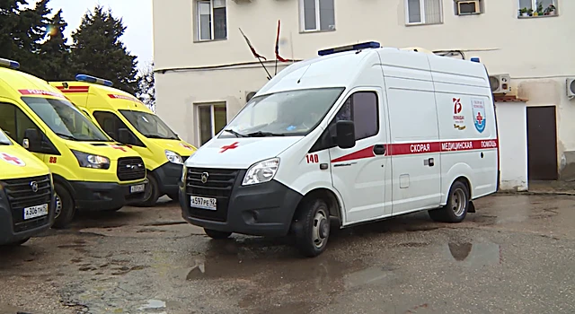 В Севастополе появилась горячая линия по трудоустройству медработников