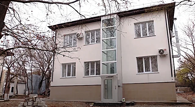 Поликлиники начнут работать по новым правилам в надежде заработать