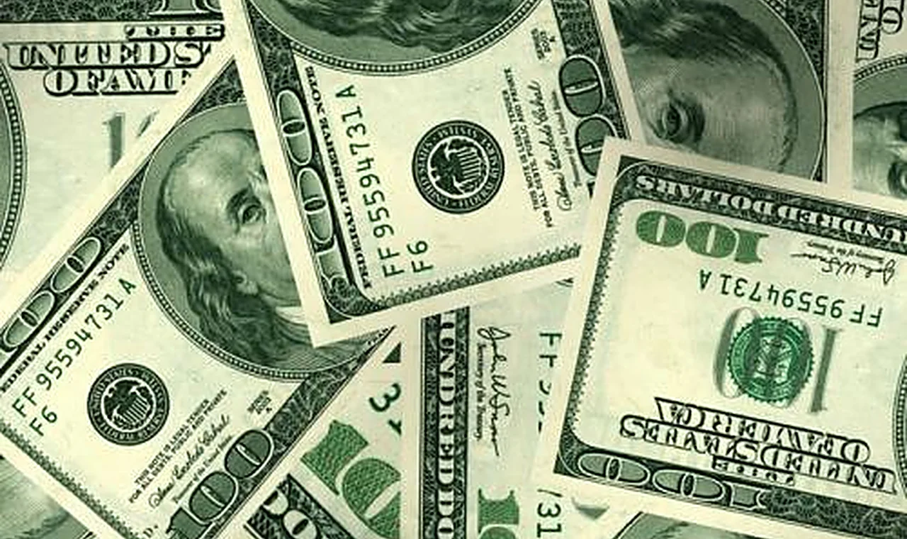 Официальная статистика зарплат крымских медиков значительно отличается от реалий
