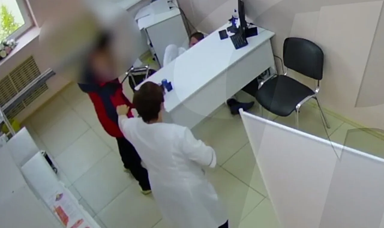 В Нижневартовске муж избил врача, осмотревшего его жену-мусульманку