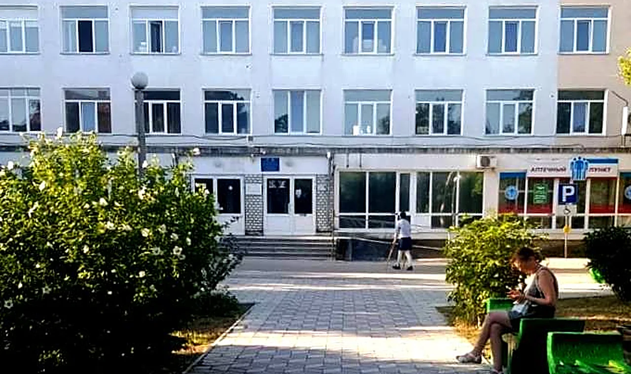 Константин Скорупский посетил городскую поликлинику Евпатории