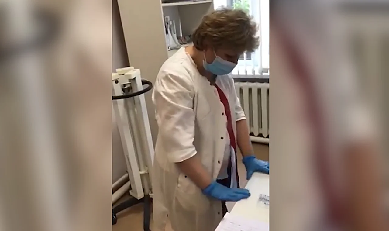 В Калужской области медсестра ввела пациенту воду вместо вакцины от коронавируса