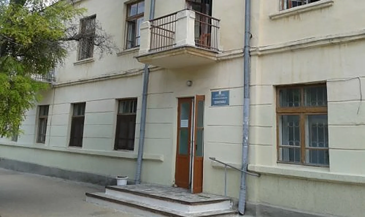 В Севастополе больницей руководила целая семья