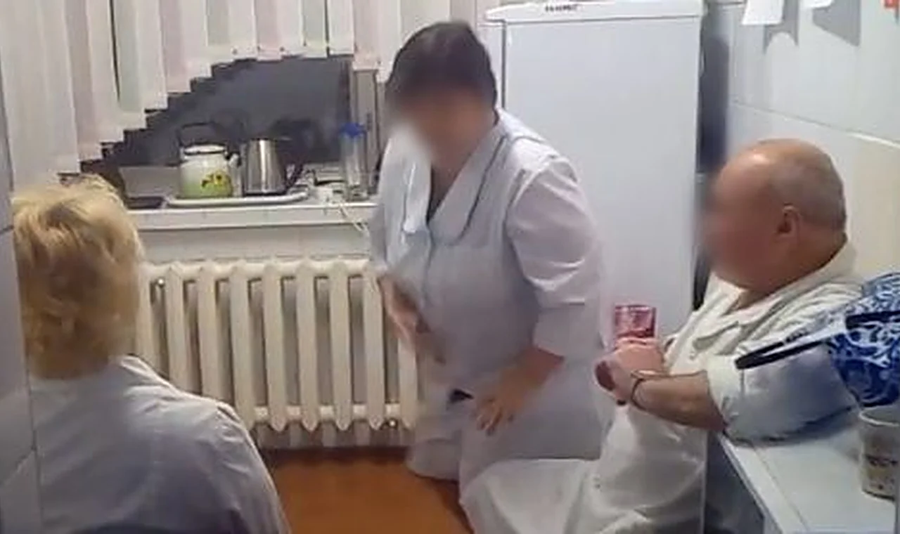 Мужчина оскорбил медиков дежурной смены одной из больниц Архангельской области