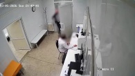 Муж пациентки избил медсестру в больнице Орска