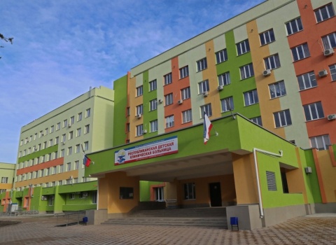 Родители жалуются на нехватку ортопедов в Республиканской детской больнице