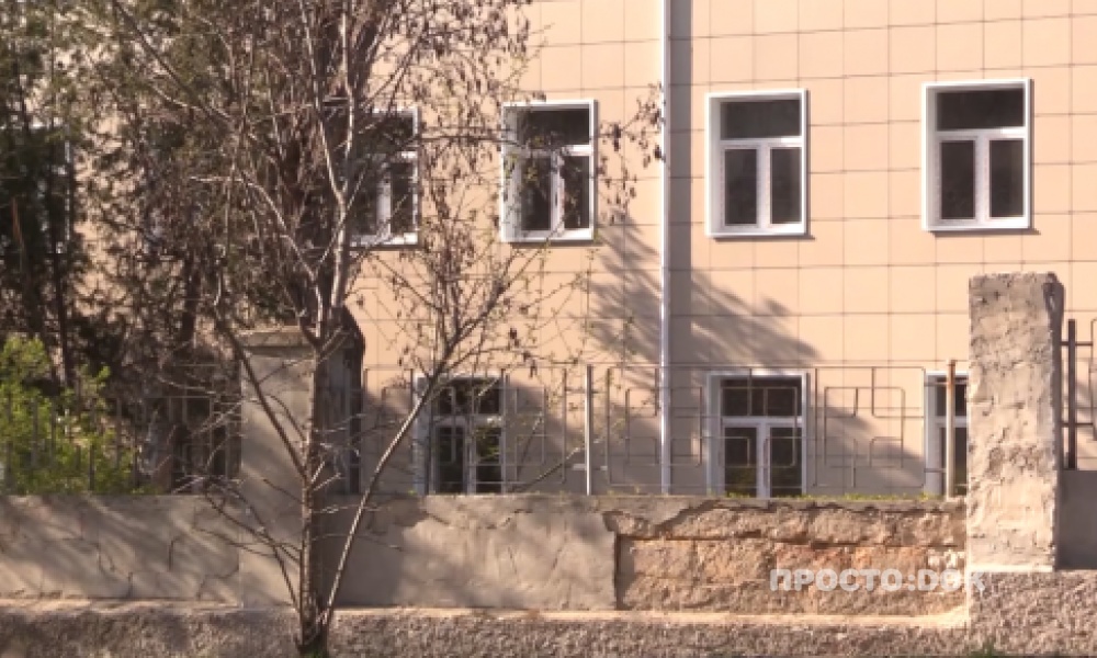 Что происходит в закрытой на карантин севастопольской больнице