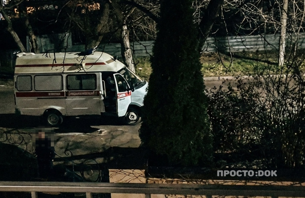 В Пятигорске проводится проверка после инцидента с пациентом, оставленным у забора сотрудниками СМП