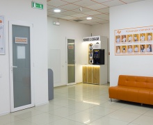 Клиника "МиР"- холл левого крыла