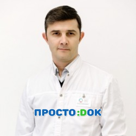 На фото Османов Энвер Серверочив