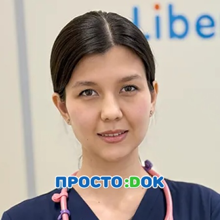 На фото Ниметуллаева Сервиназ Эмир-Муса кизы