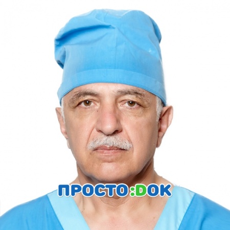 На фото Мамедов Вахид Садрадин-оглы