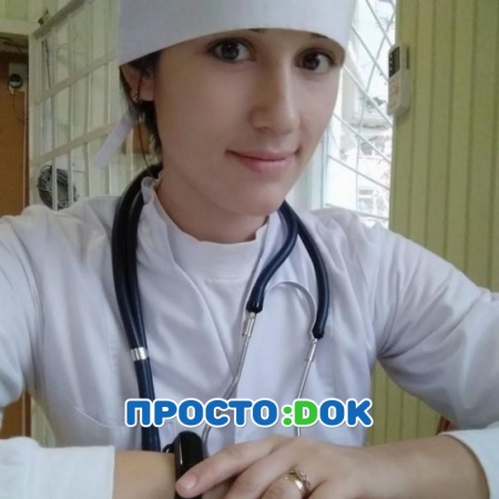 На фото Хомич Елена Николаевна