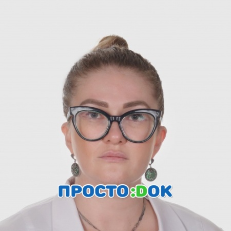 На фото Дворницына Карина Константиновна