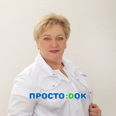 На фото Пастушенко Лариса Ивановна