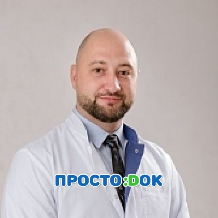 На фото Пуртов Александр Васильевич