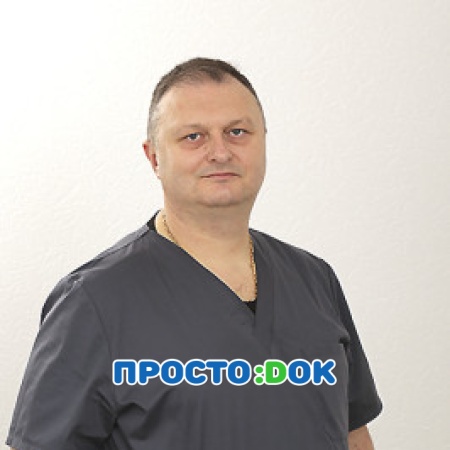На фото Аненко Дмитрий Николаевич