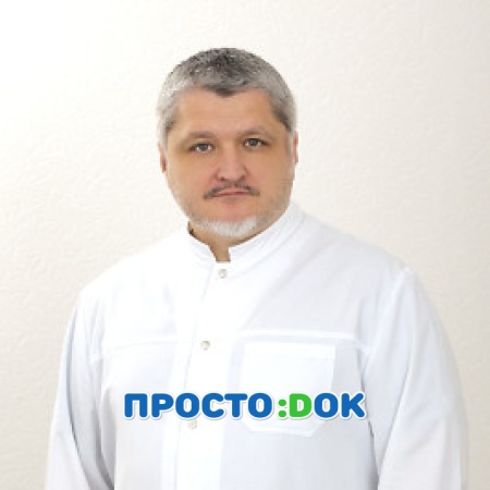 На фото Черняк Максим Николаевич