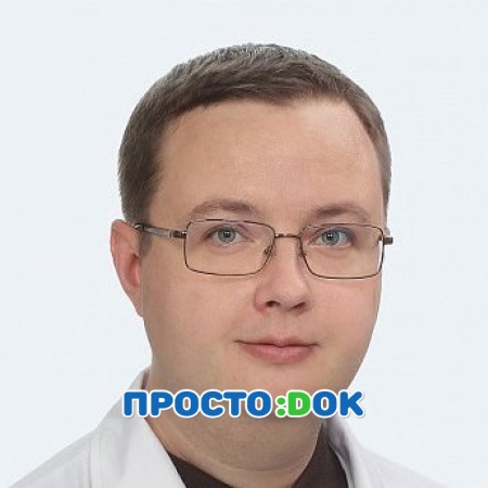 На фото Страхов Александр Владимирович