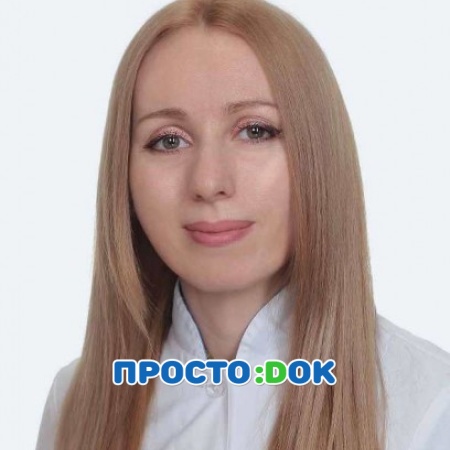 На фото Караяни Яна Николаевна