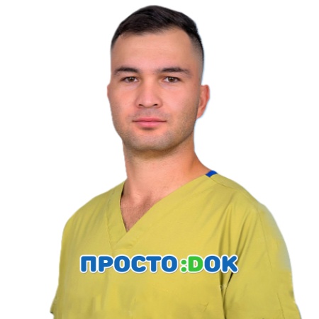 На фото Муждабаев Наиль Надирович