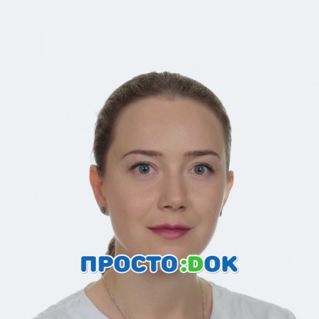 На фото Аленникова Елена Андреевна