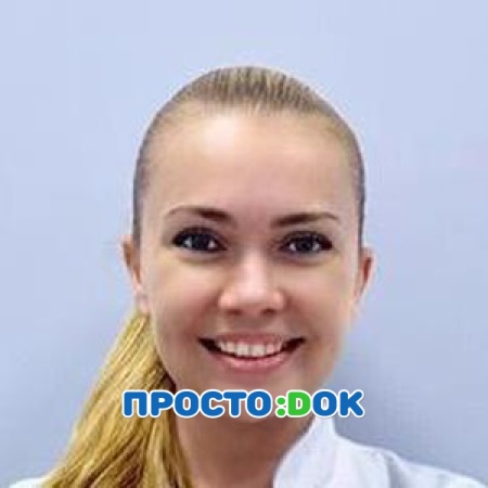 На фото Семенова Виктория Николаевна
