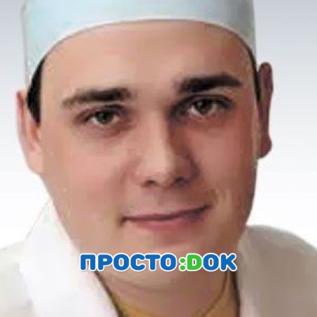На фото Анисимов Олег Викторович