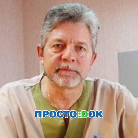 На фото Новиков Владимир Борисович