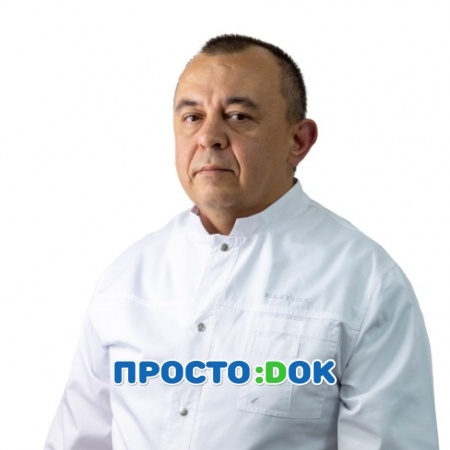На фото Аблаев Ибраим Талятович