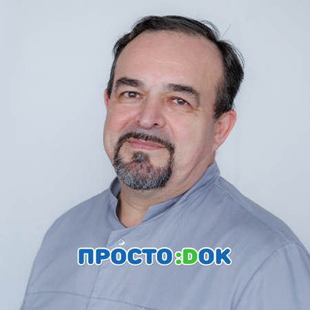 На фото Ахмеров Надир Минисалимович