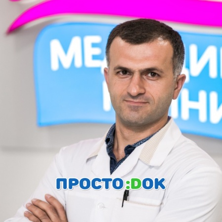 На фото Баратов Ахилес Нугзарович