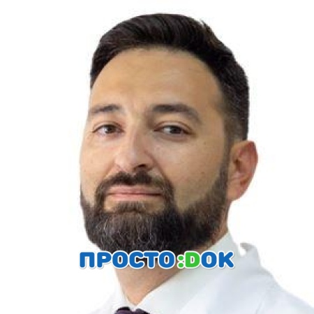 На фото Гасымов Олег Акифович