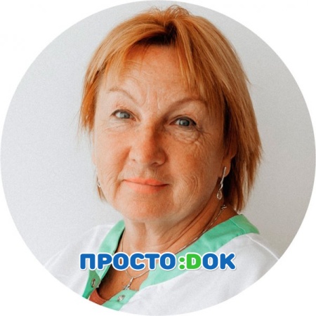 На фото Стрельцова Людмила Михайловна