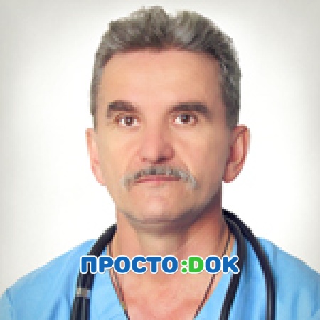 На фото Пономарёв Виктор Васильевич