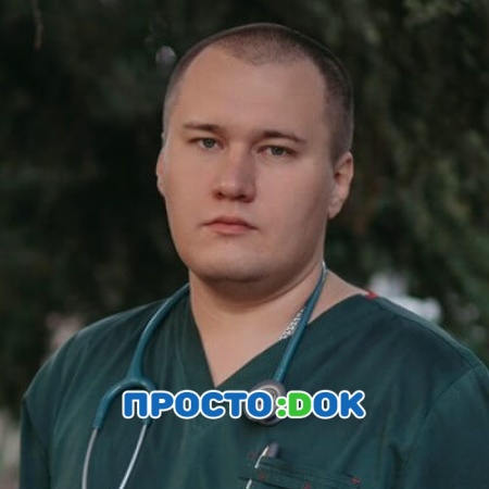 На фото Тарасенко Максим Михайлович