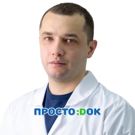 На фото Чалаев Эмиль Рустемович