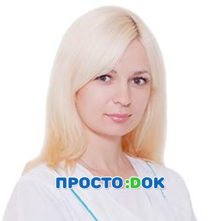На фото Семенова Алена Александровна
