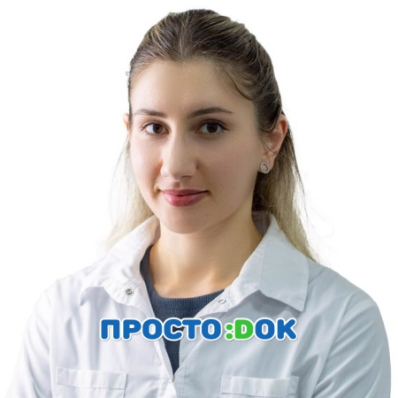 На фото Джемилева Азиме Тимуровна