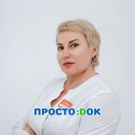 На фото Басова Елена Анатольевна